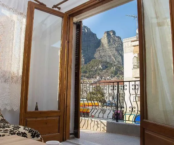 The Balcony Of Meteora 1 The Center Of Appartement *